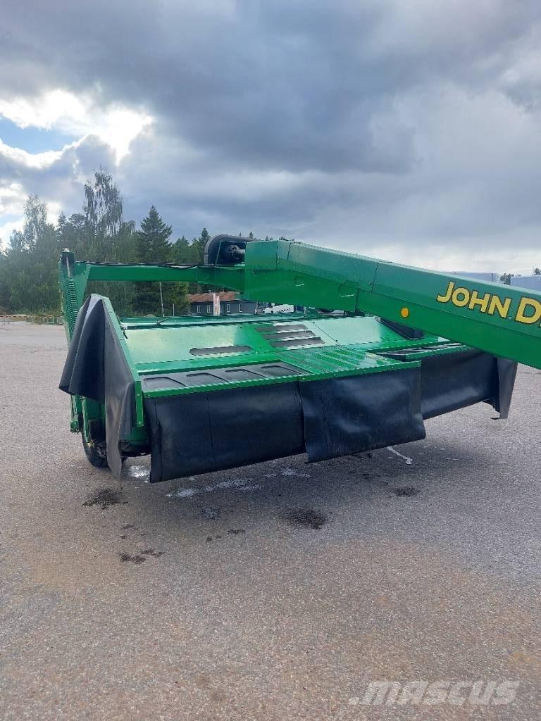 John Deere 735 Slåtterkrossar