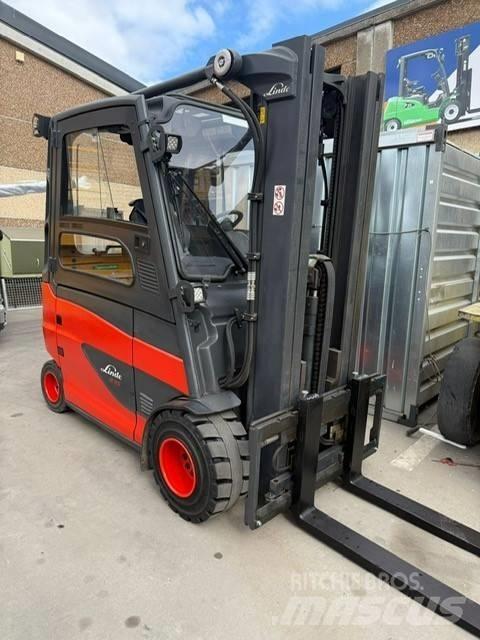 Linde E35HL Elmotviktstruckar