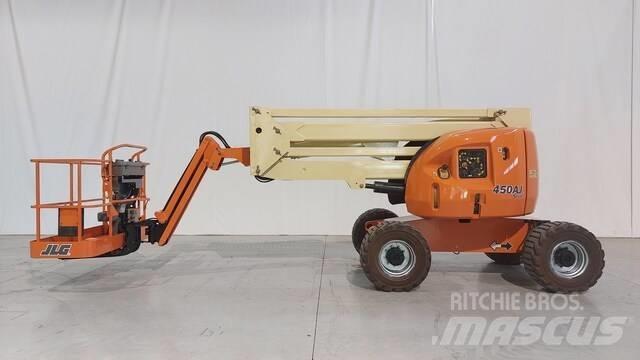 JLG 450 AJ Bomliftar