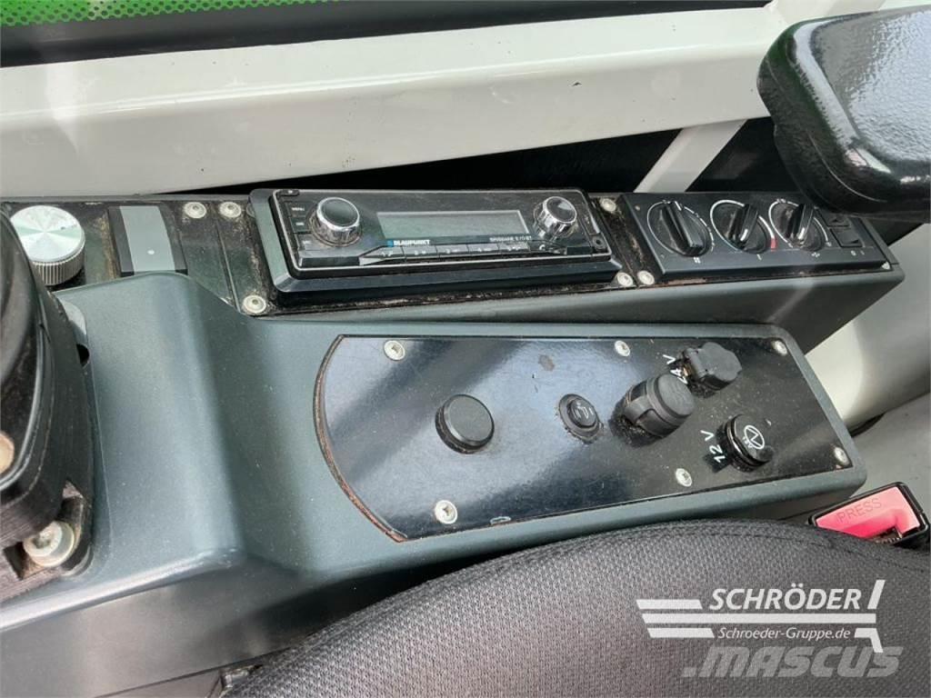 Sennebogen - 355 E Redskapsbärare för lantbruk