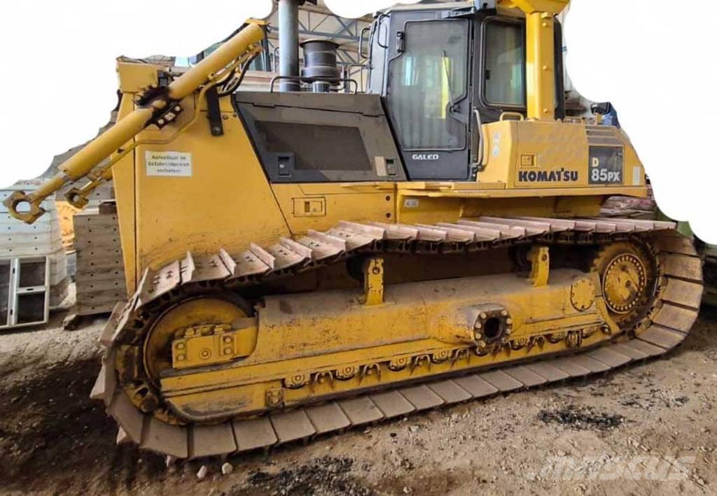 Komatsu D85PX-15EO Bandschaktare