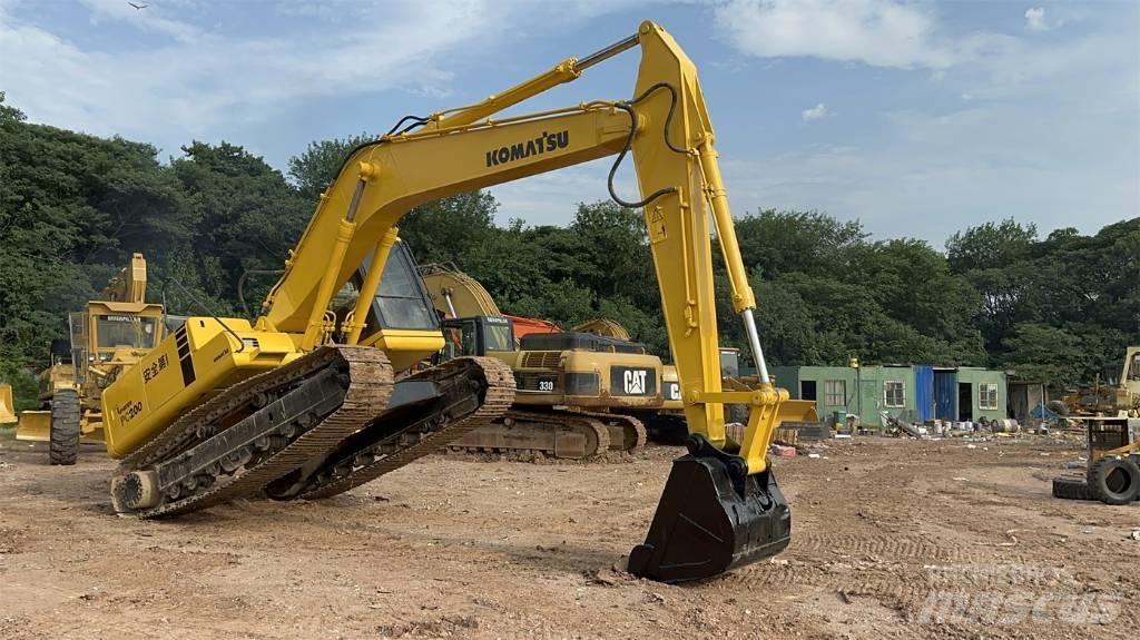 Komatsu PC 200 Bandgrävare