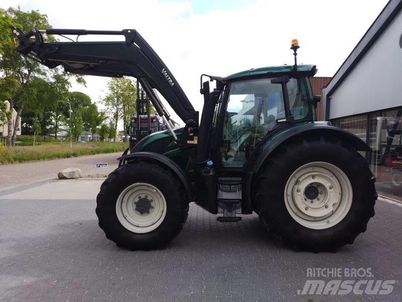 Valtra N134 A Traktorer