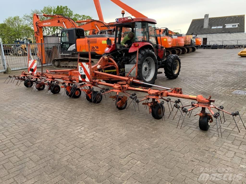 Kuhn 8 Poten Vändare och luftare