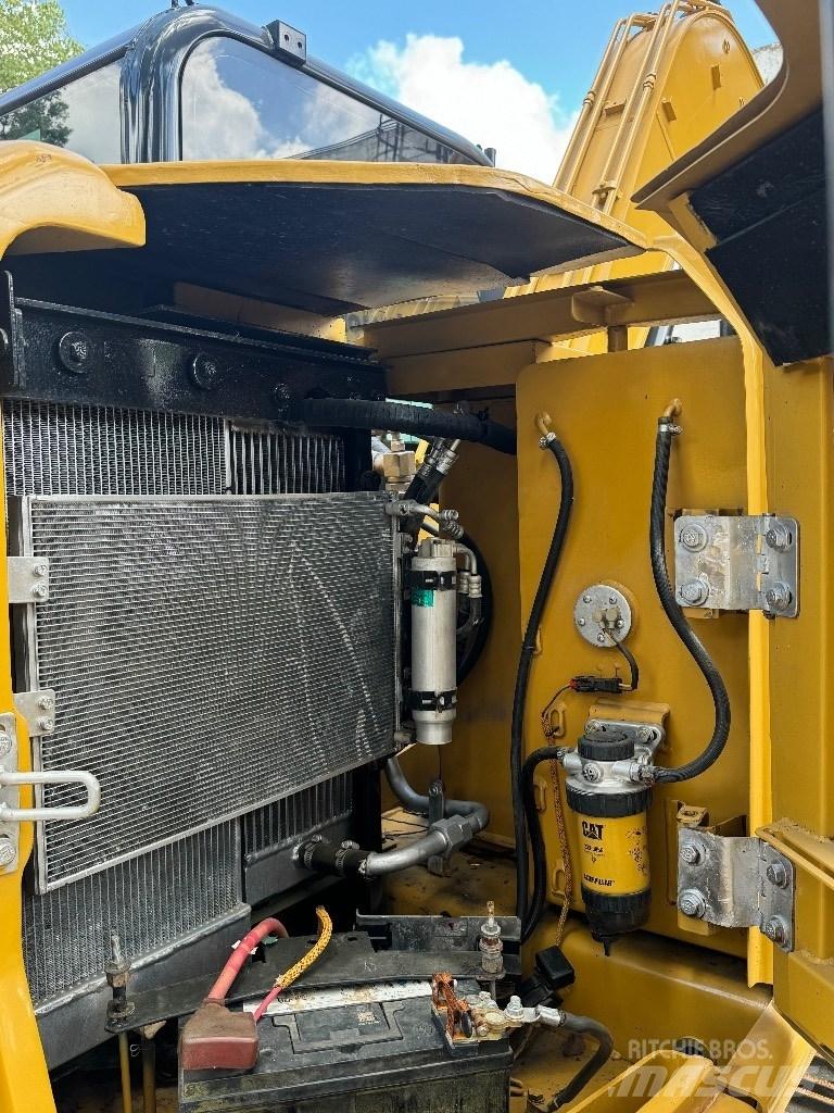 CAT 307 Minigrävare < 7t