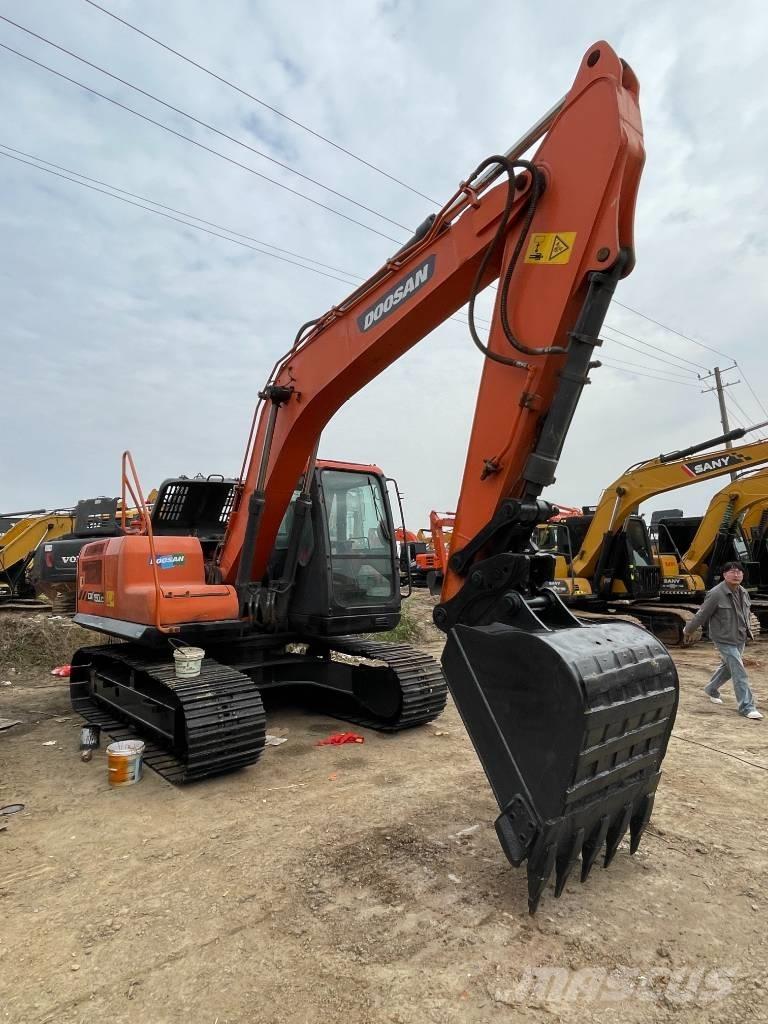 Doosan dx150 Bandgrävare