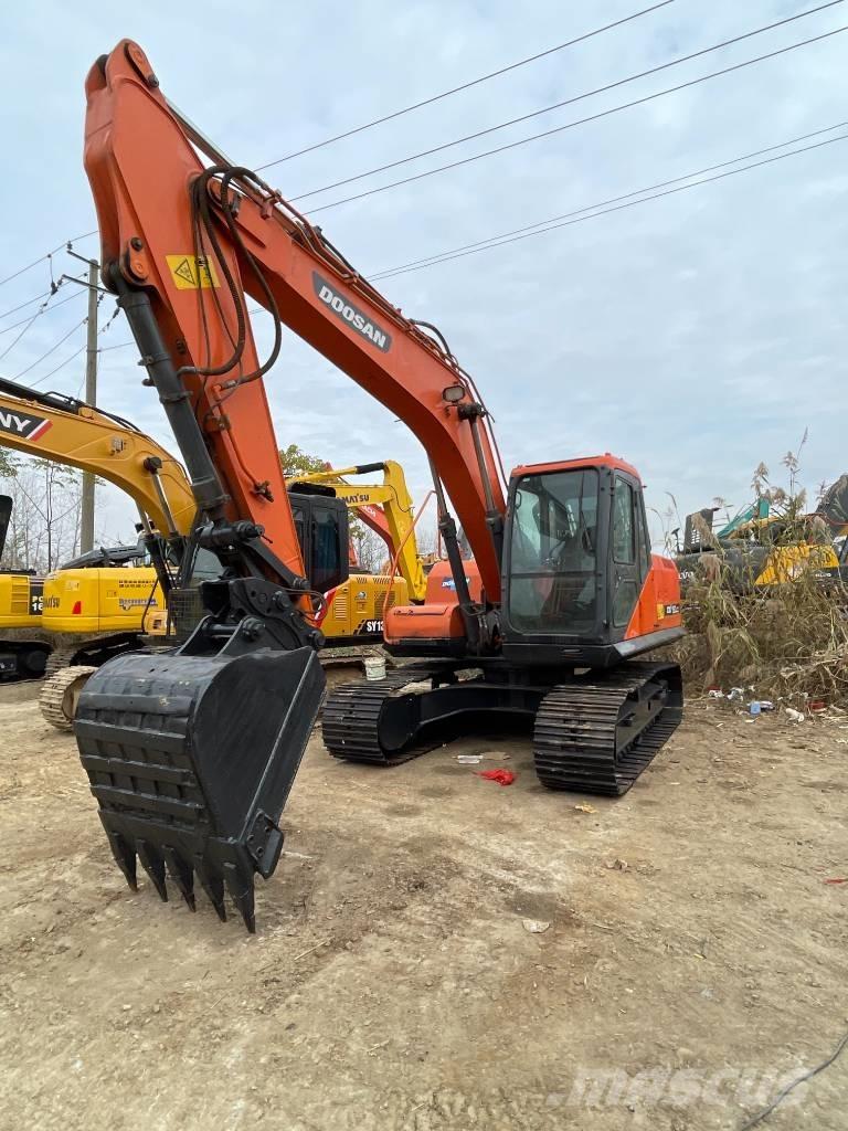 Doosan dx150 Bandgrävare