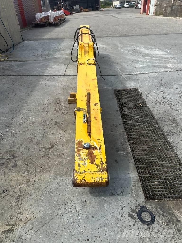 Komatsu PC 180-6 Bandgrävare