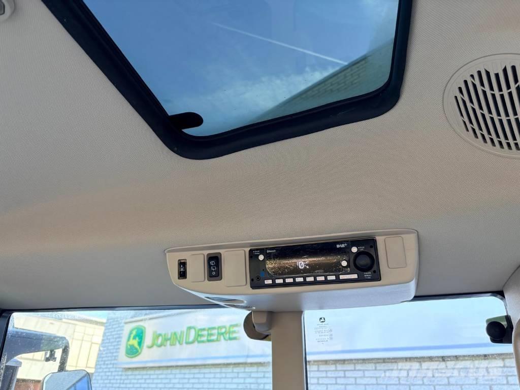 John Deere 6M200 Traktorer