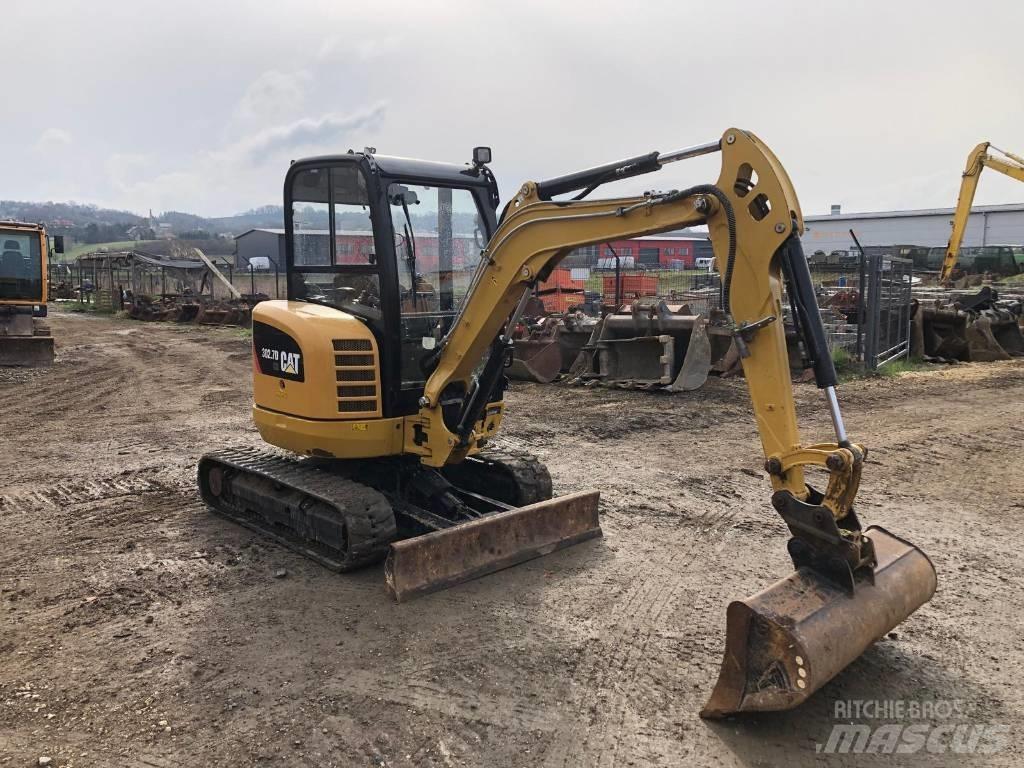 CAT 302.7 D Minigrävare < 7t