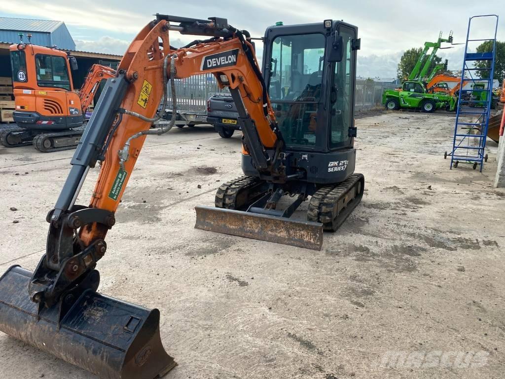 Develon DX 27 Z-7 Minigrävare < 7t