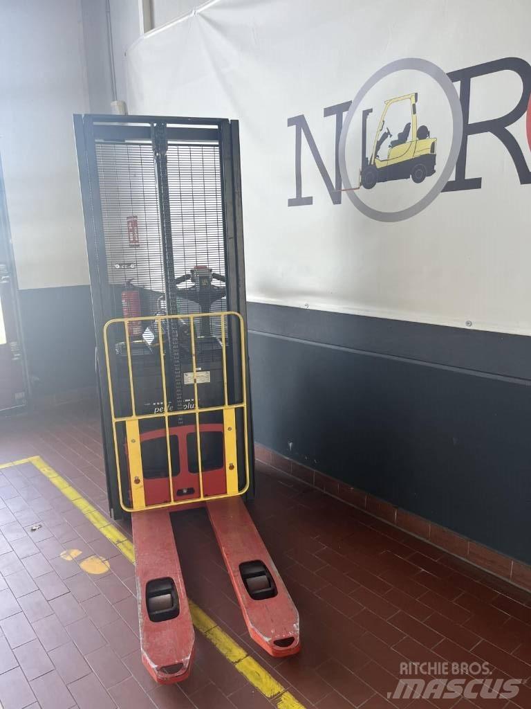 Hyster S1.0E Låglyftare utan plattform