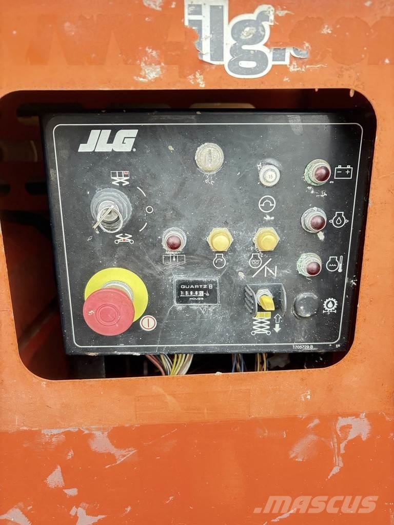 JLG 260 mrt Saxliftar