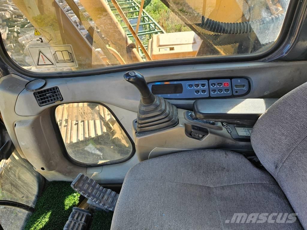 CASE CX 210 C Bandgrävare