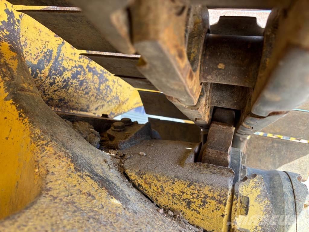 Komatsu D37 PX-23 Bandschaktare