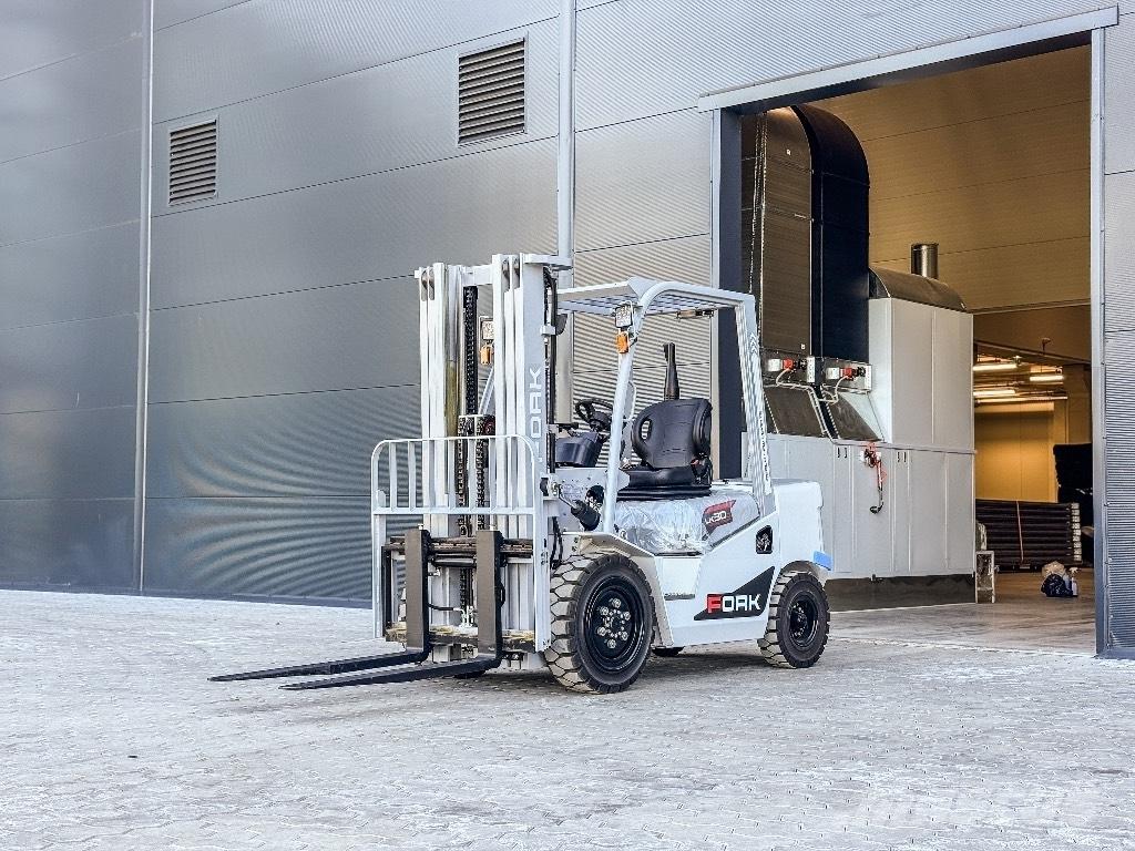 Fork LK30d-30 Dieselmotviktstruckar