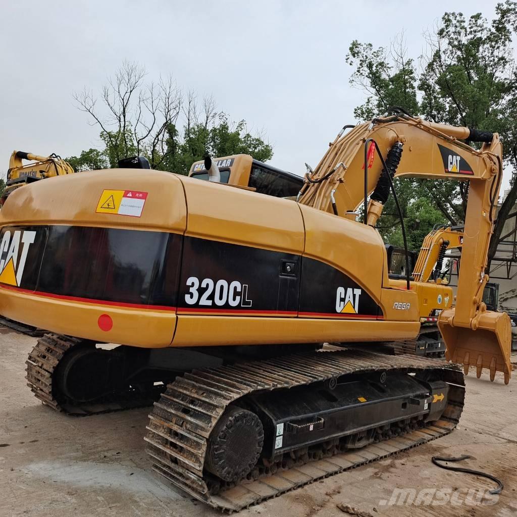 CAT 320 C L Bandgrävare