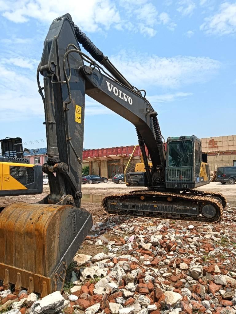Volvo EC 240 Bandgrävare