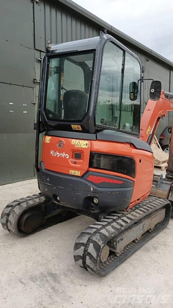 Kubota U 27-4 Minigrävare < 7t
