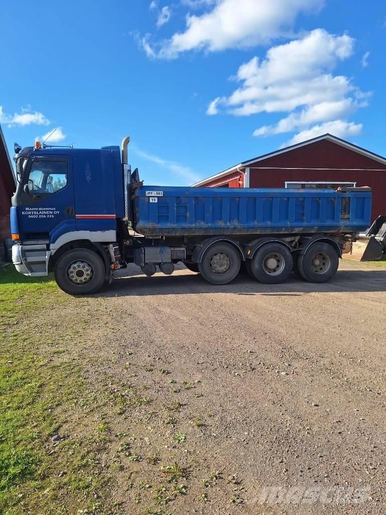 Sisu E12 Tippbilar