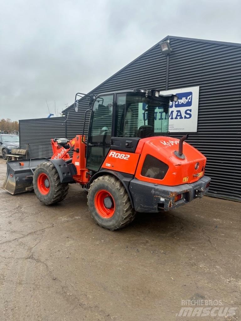 Kubota R 082 Hjullastare