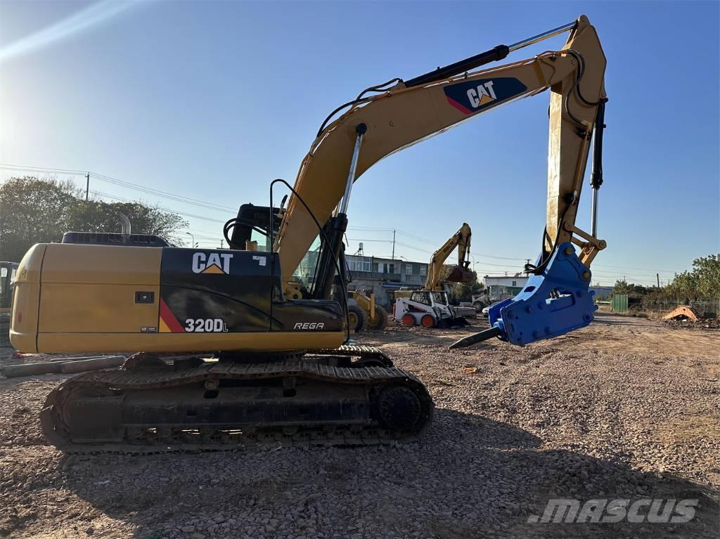 CAT 320DL Bandgrävare