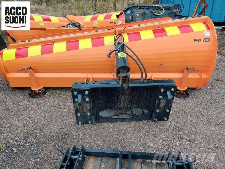 FMG ALUEAURA AA330 Snöblad och plogar