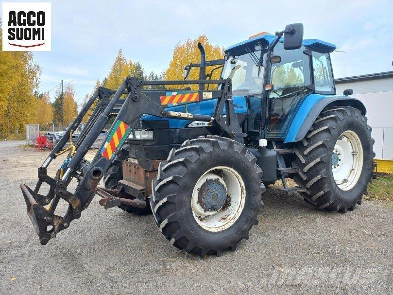 New Holland TM150 Traktorer