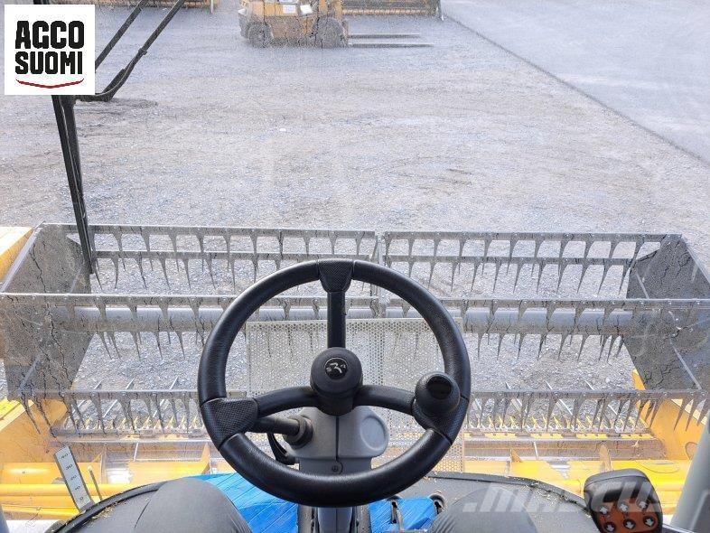 Sampo-Rosenlew C4 Skördetröskor