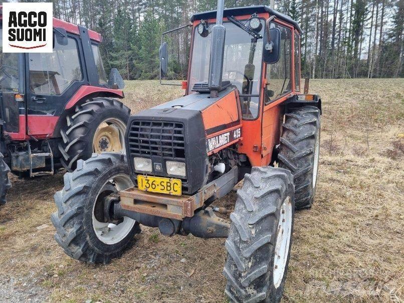 Valmet 405 Traktorer