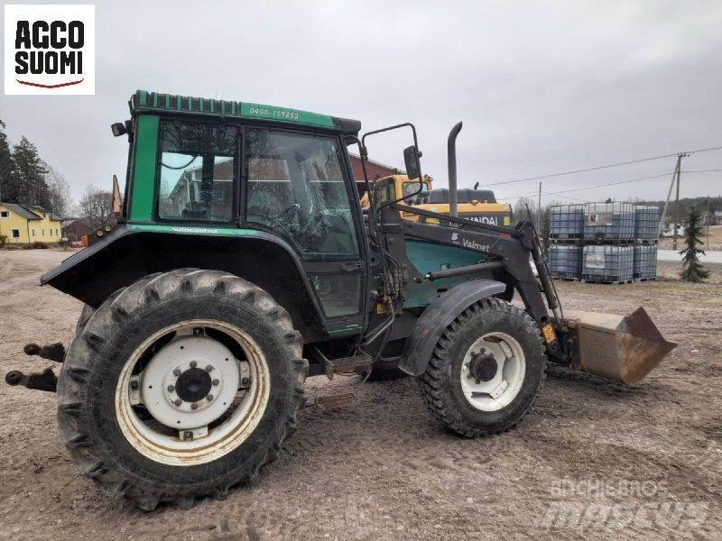 Valmet 6200 Traktorer