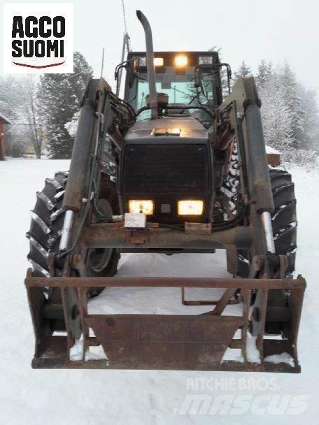 Valmet 8100 Traktorer