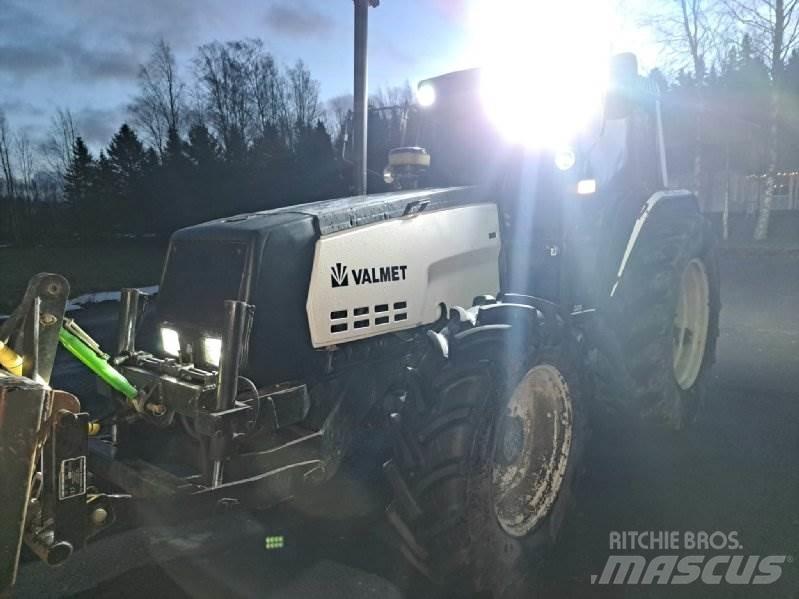 Valmet 8100 Traktorer