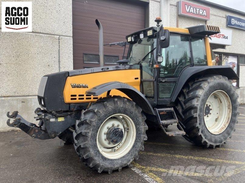 Valtra 8050 HITECH Traktorer