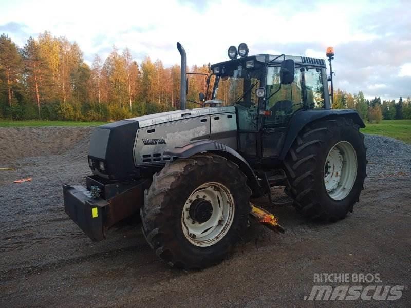 Valtra 8400 Traktorer