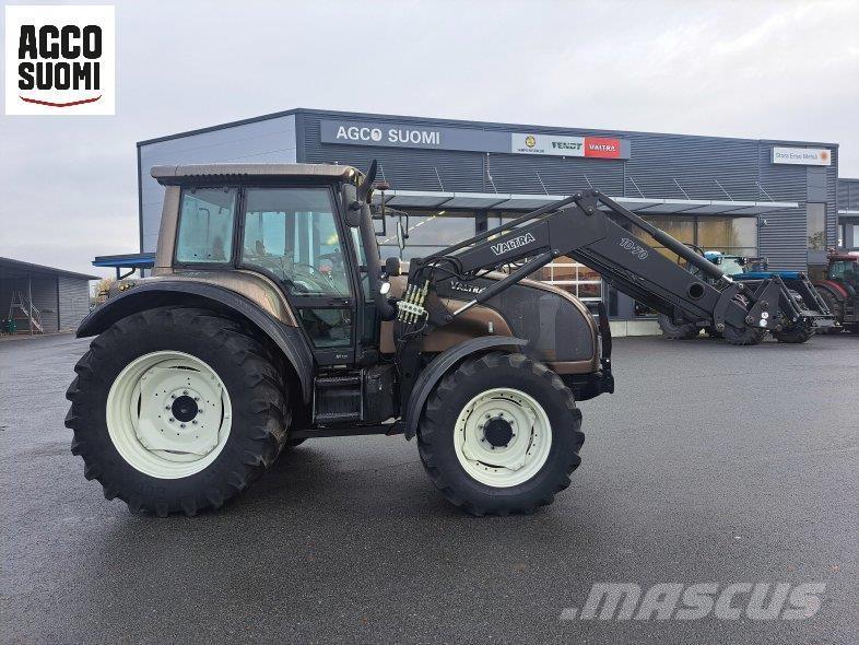 Valtra M120 Traktorer