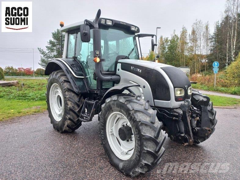 Valtra N141 A Traktorer