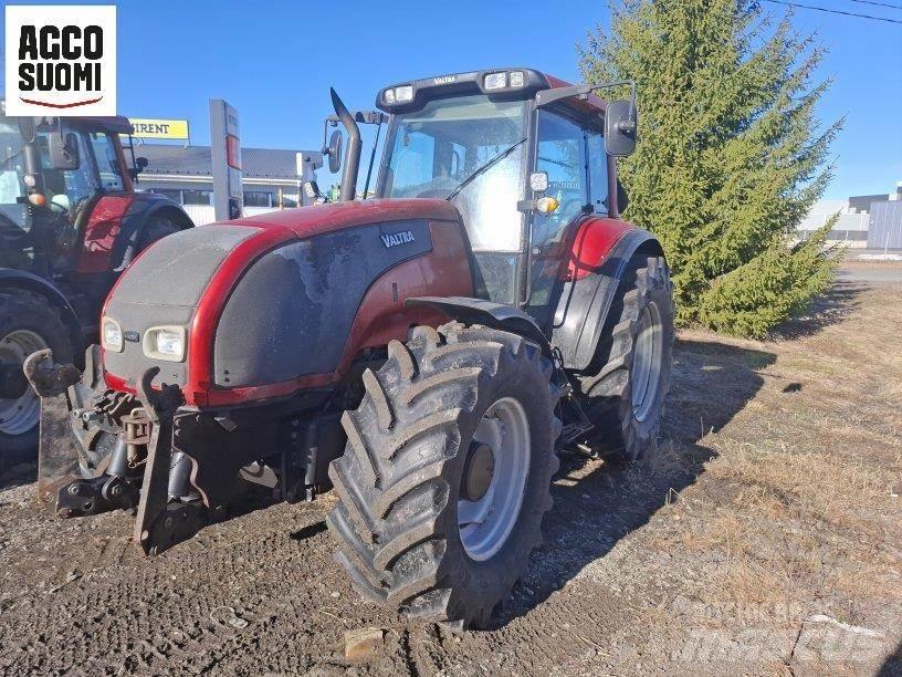 Valtra T150 Traktorer