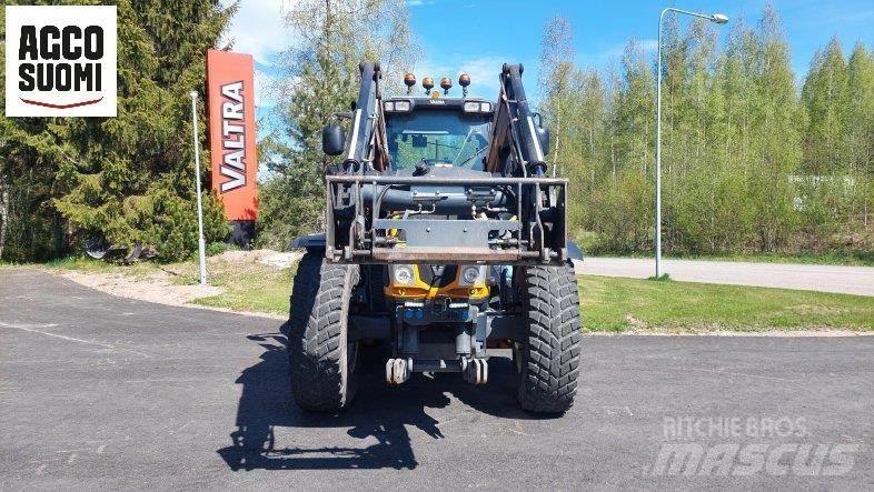 Valtra T153 H Traktorer