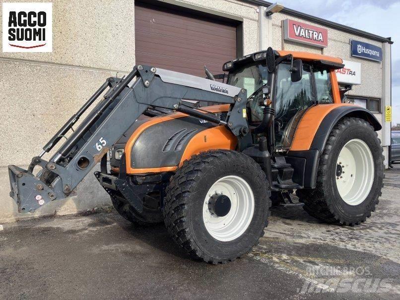 Valtra T162 VERSU Traktorer