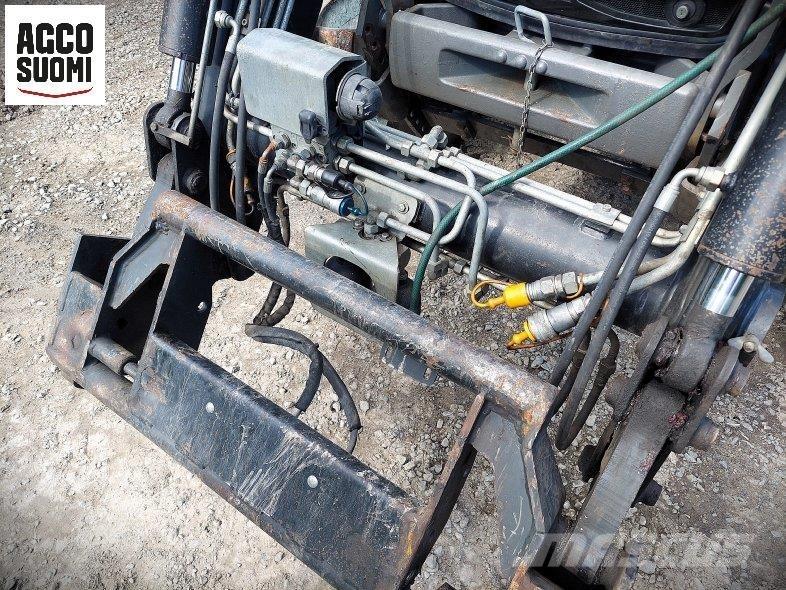 Valtra T213 VERSU Traktorer