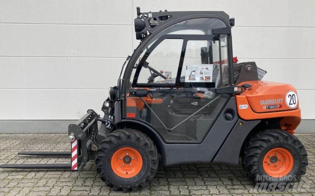 Ausa T 144 H X4 Teleskoplastare