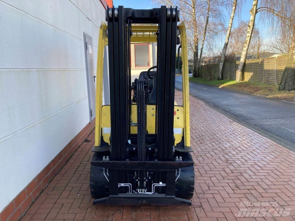 Hyster J 3.0 XN Elmotviktstruckar