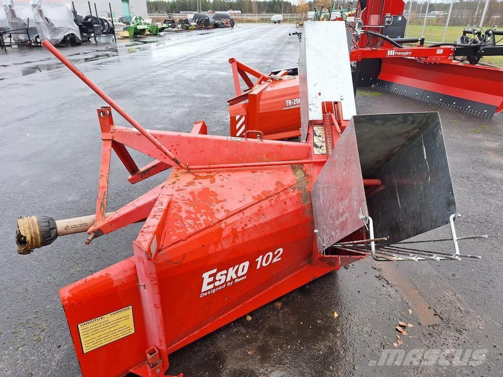 Esko 102 Snöslungor och -fräsar