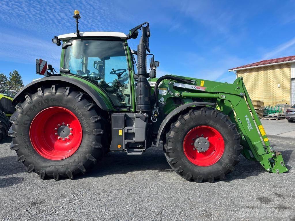 Fendt 718 Traktorer