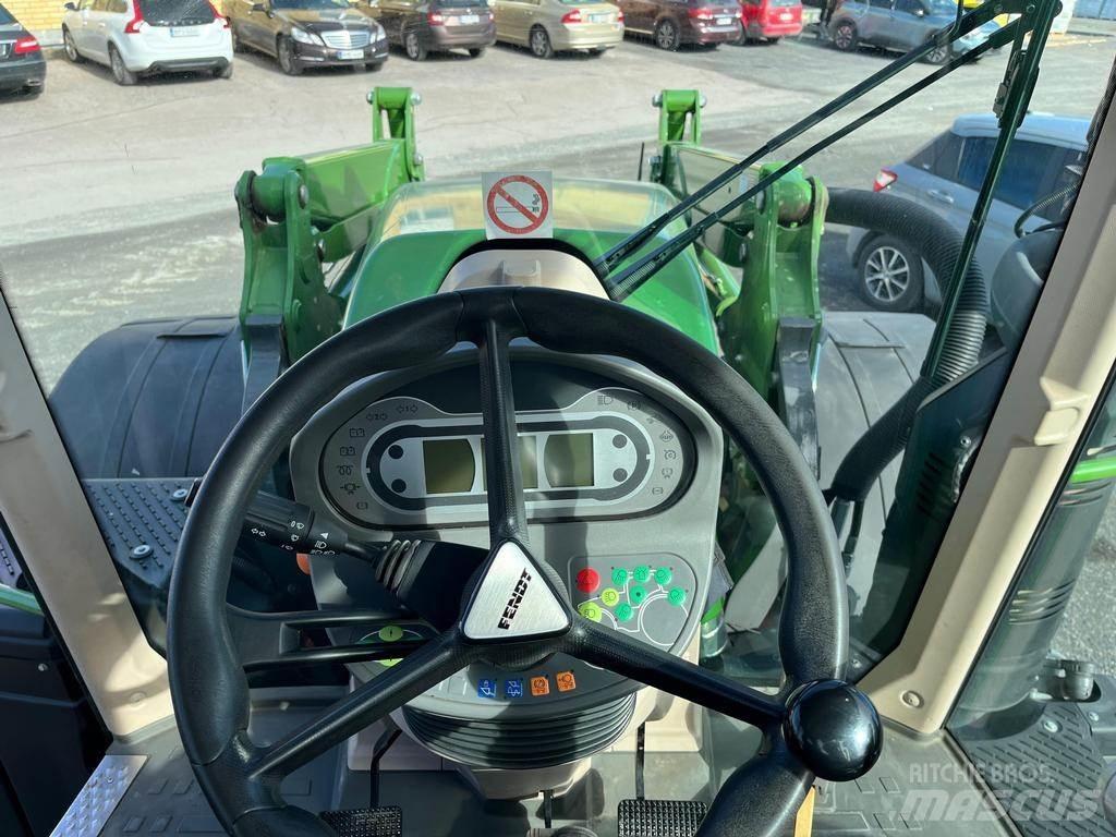 Fendt 718 Traktorer