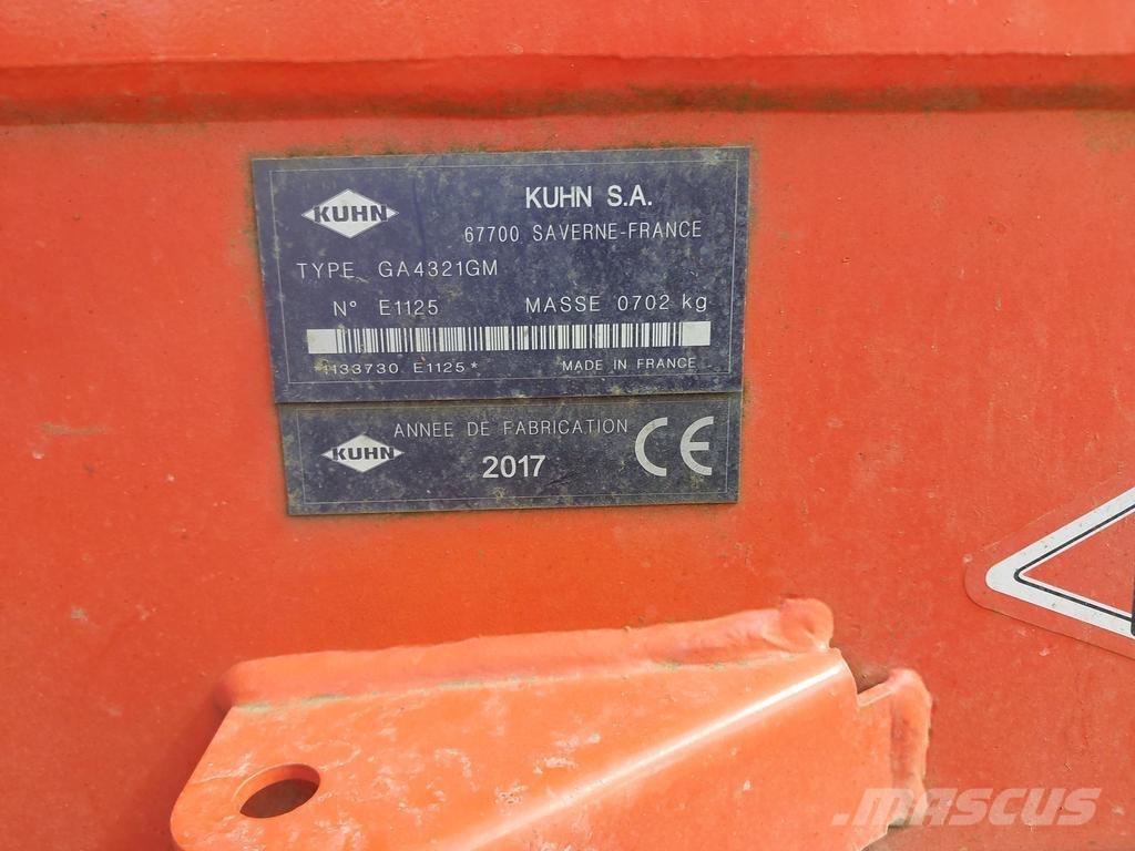 Kuhn 4321 Vändare och luftare