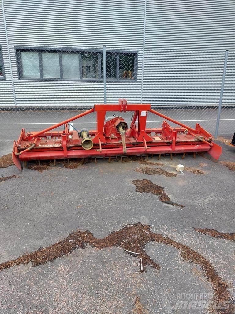 Lely 3500 Såbäddsharvar och rototillers