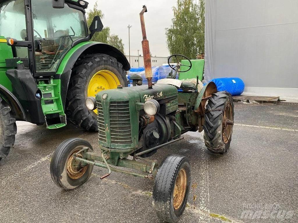 Zetor A25 Traktorer