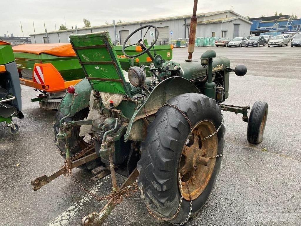 Zetor A25 Traktorer